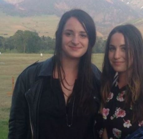 Aubrey Saget with her sister
