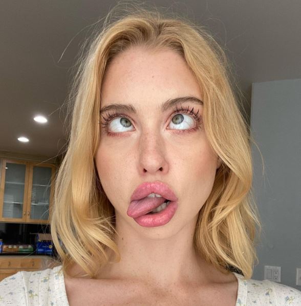 Chloe Cherry bio