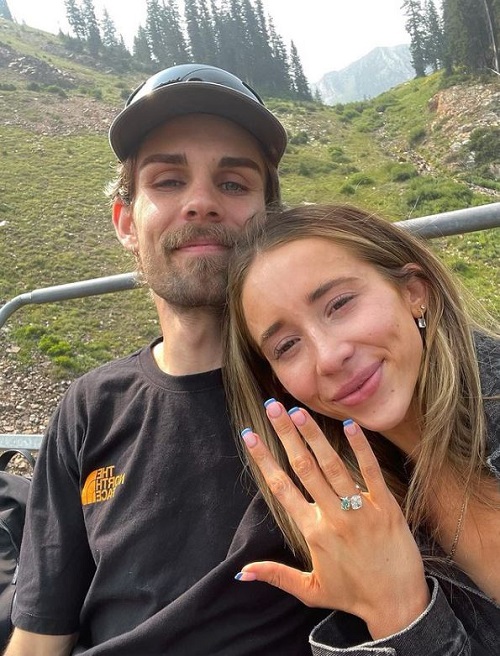 Indy Blue got engaged to her boyfriend Jackson Dunford in August 2021