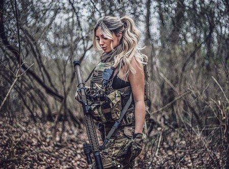 Kayley Gunner Biography, Wikipedia (Early Life & Education)