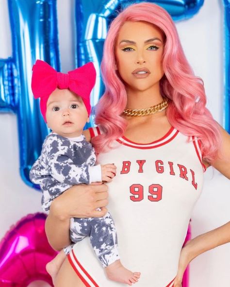 Lala with her daughter Ocean Kent Emmett