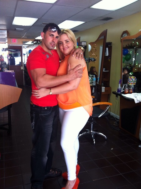 Leonardo Gil with his wife