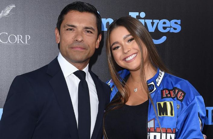 Lola Grace Consuelos and her father Mark Consuelos
