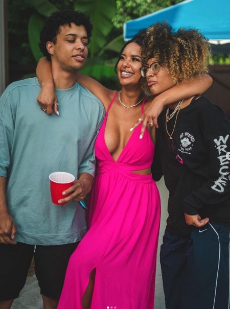 Maurissa Gunn with her brother and sister