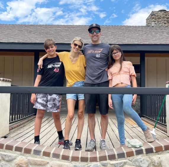 Melanie with her husband Robert Ham and kids