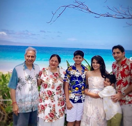 Namita Thapar Family (Nationality & Caste)