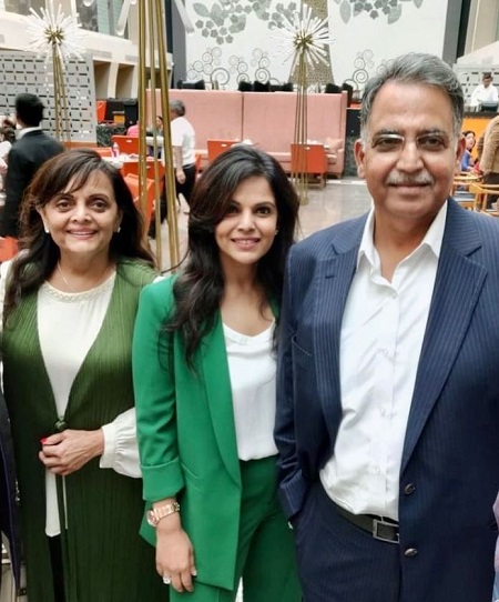 Namita Thapar with her mother and father