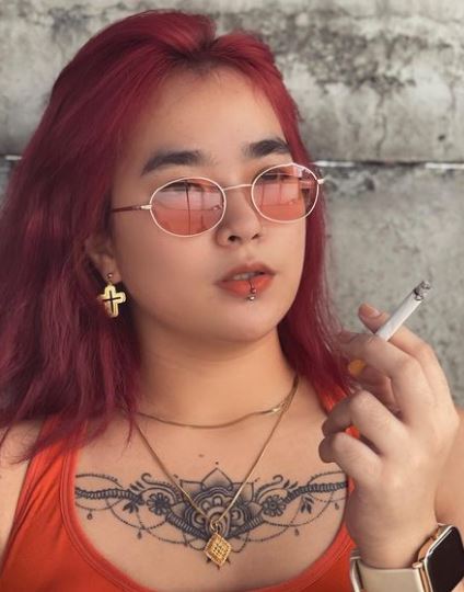 Raval loves smoking