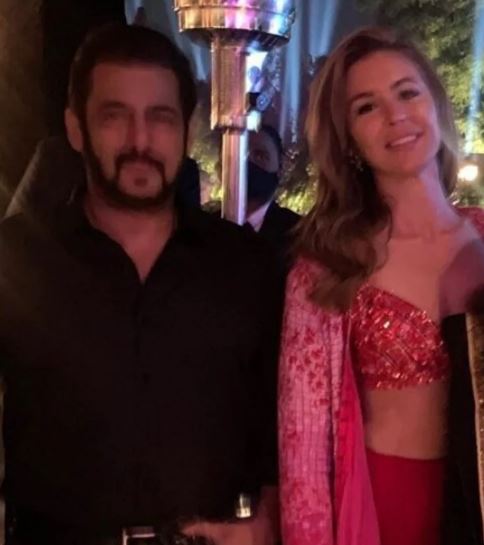Samantha attended Salman Khan's birthday party
