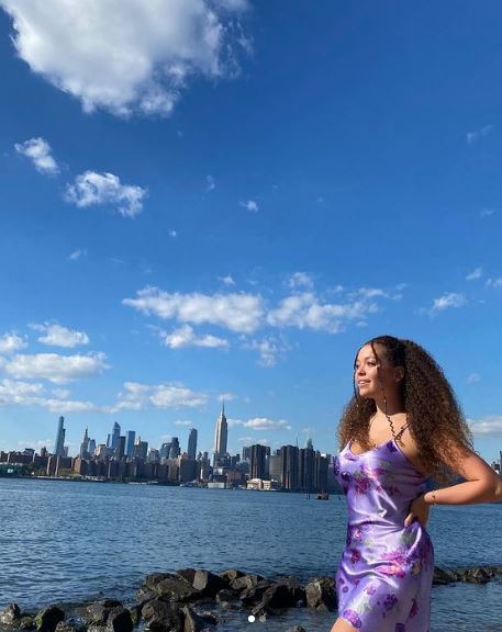 Selah Austria likes traveling