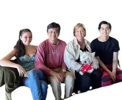 Selah Austria with her father mother and brother