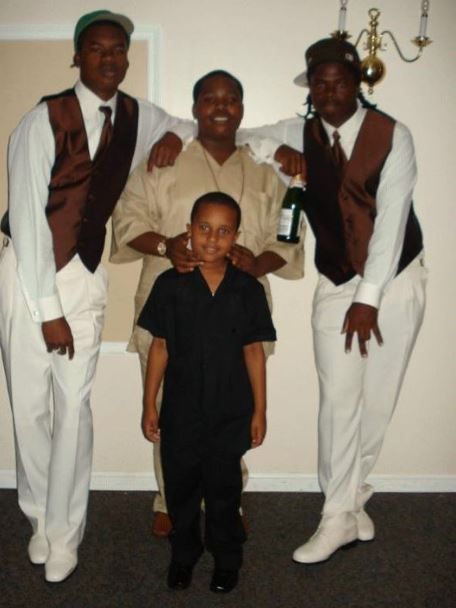 Shandler with his siblings