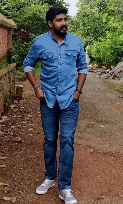 Sreekanth Vettiyar height