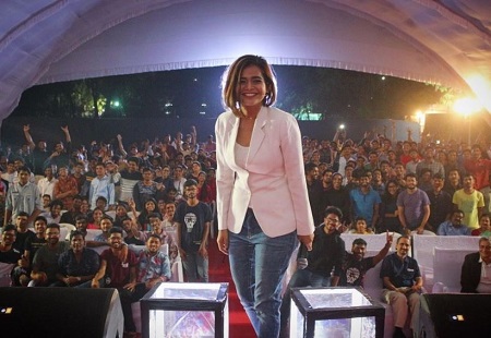 Suhani Shah Net Worth, Income Source & Salary
