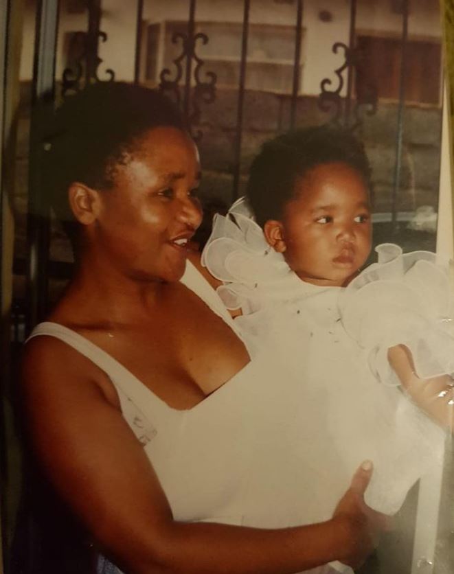 Thuthuka Mthembu old image with her mom