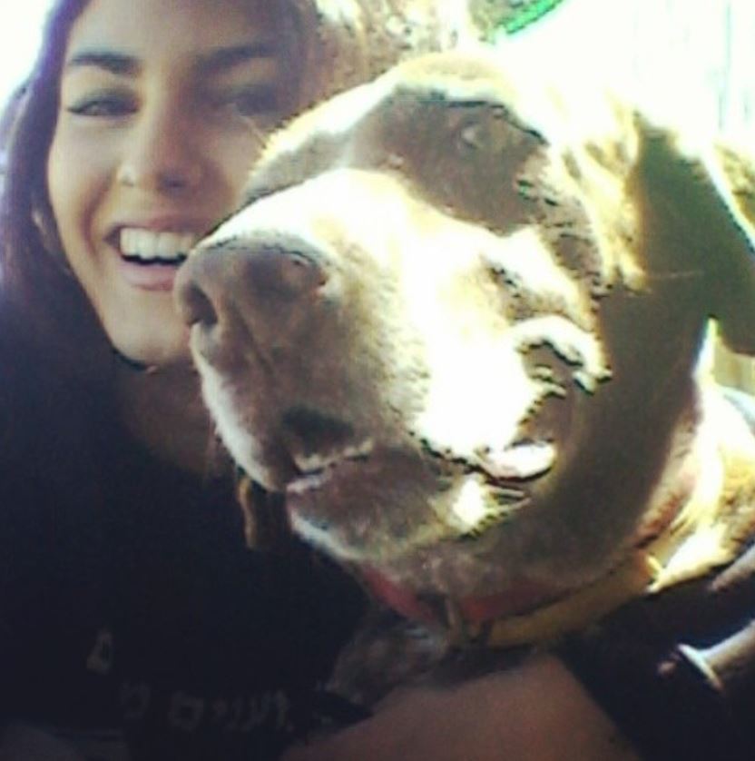 Yael Cohen Aris has a pet dog