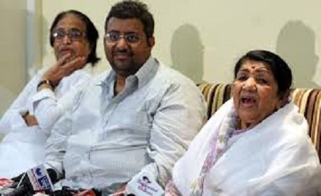 Adinath Mangeshkar with his father and aunt Lata Mangeshkar