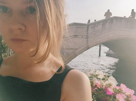 Anna Delvey Spouse, Boyfriend Name & Relationships