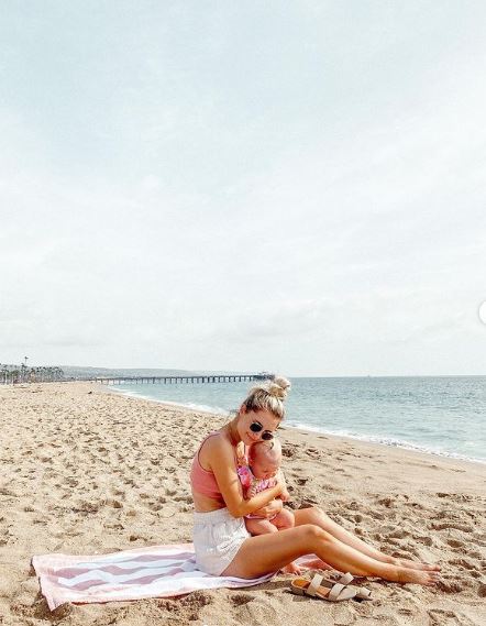 Aspyn Ovard likes to visit beach