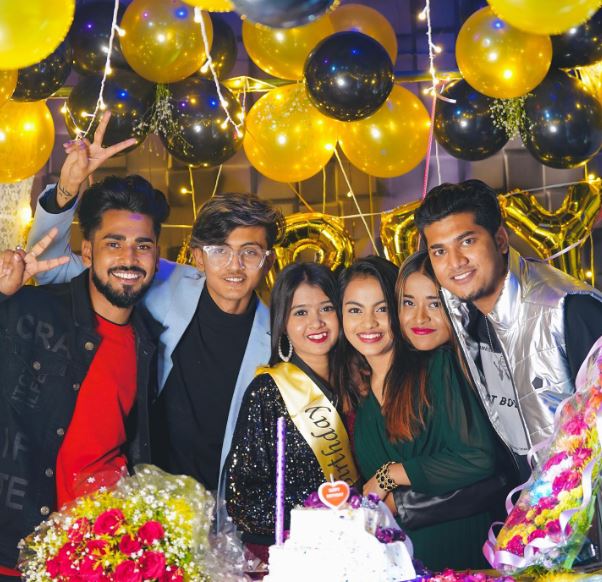 Beauty Khan with her friends