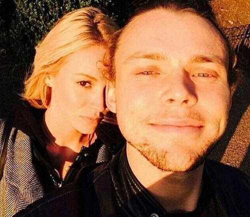 Bryana Holly dated her ex-lover Ashton Irwin from 2015 to 2016