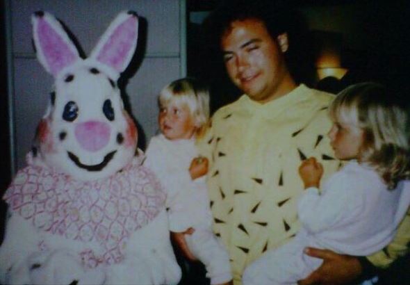 Childhood photo of Karissa with her father and sister Kristina Shannon