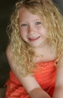 Childhood photo of Nikkita