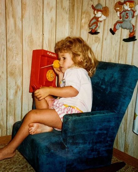 Childhood photo of Rachel DeLoache Williams