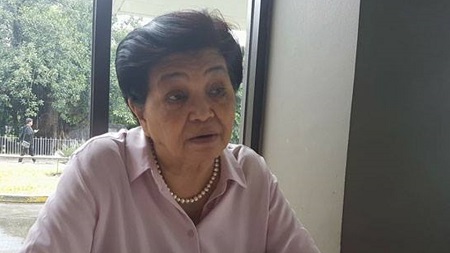 Clarita Carlos Spouse, Boyfriend Name & Relationships