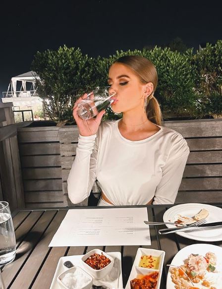 Demi Burnett is a food lover