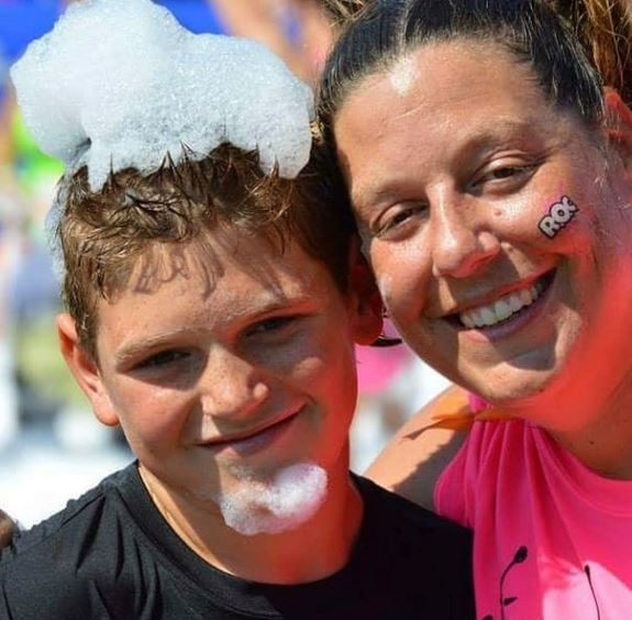 Donovan Clingan with his mom