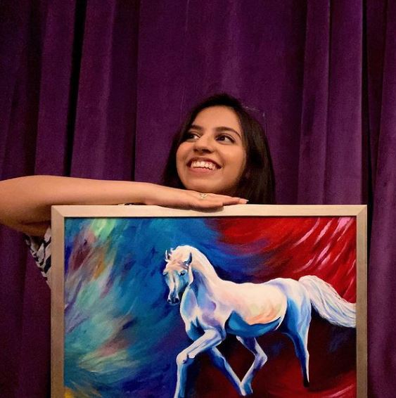 Dua Aamir is an artist