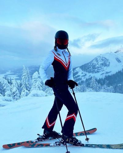 Frida Gustavsson likes ice skating