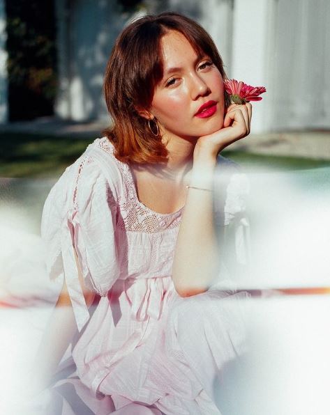 Iris Apatow is a model
