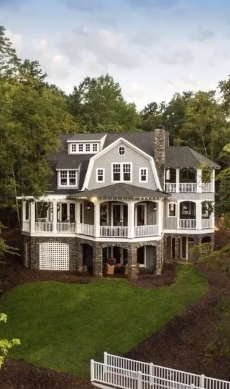 Karissa Shannon home