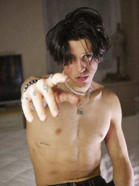 Luca Itvai Height, Weight & Physical Appearance