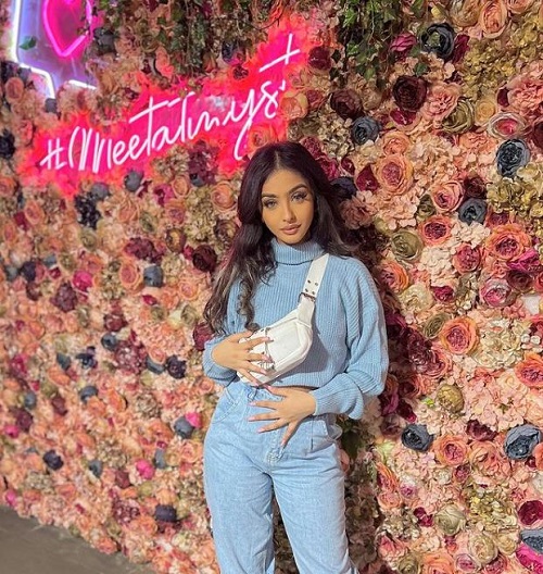 Mahek Bukhari has over 129,000 followers on her TikTok account