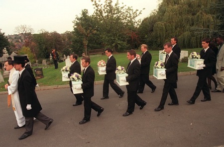 Mandy Allwood kids in eight tiny coffins