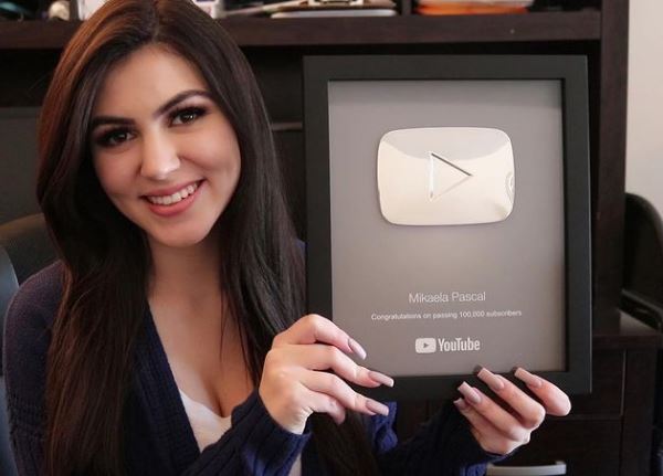 Mikaela Pascal got her silver Youtube play button