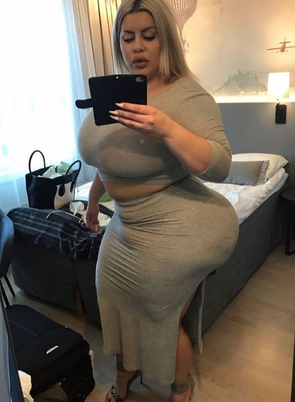 Natasha Crown Instagram debut