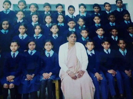 Pooja Shukla Early life