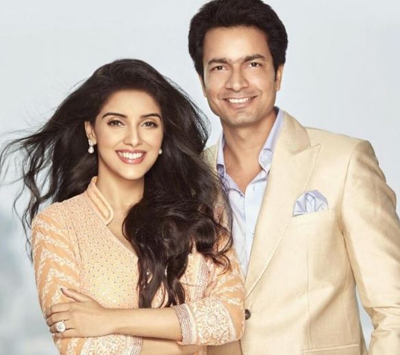 Rahul Sharma with his wife