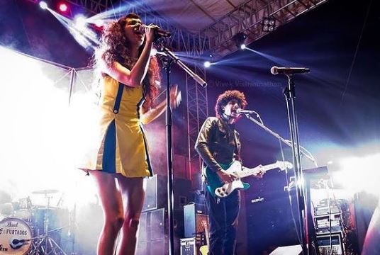 Saba Azad performed on various live shows