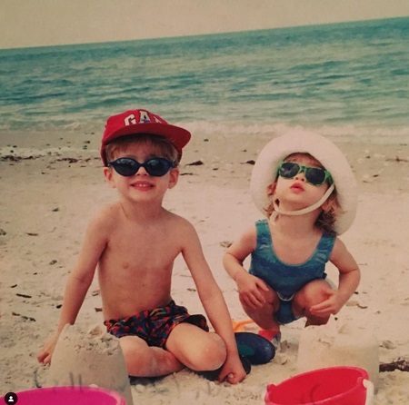 Sarah Dugdale childhood picture with her brother