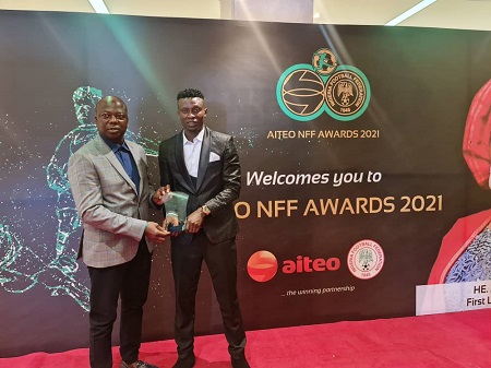 Silas Nwankwo getting player of the year award