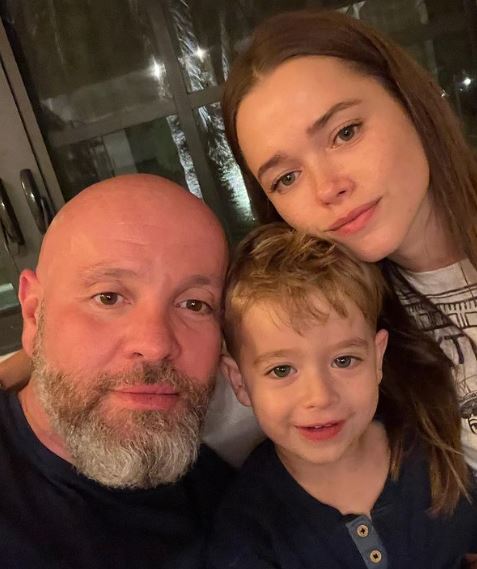 Valeria with her husband Gary Lipovetsky and son