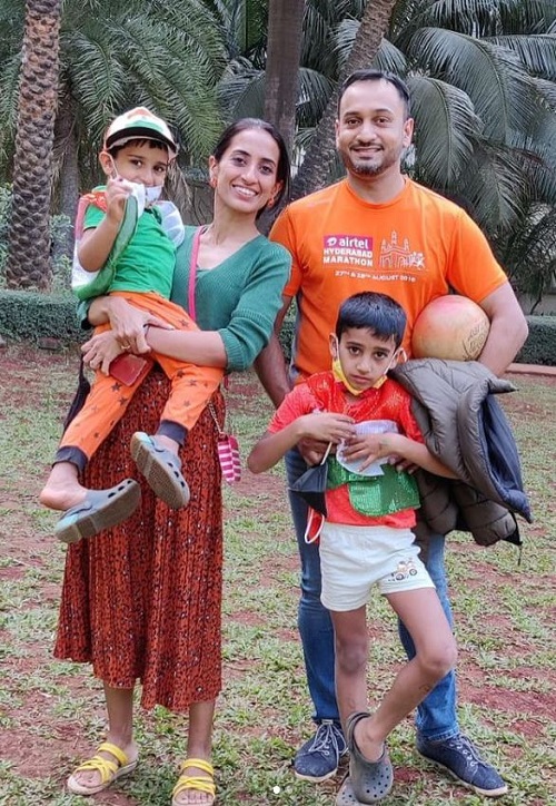 Vineeta Singh family picture