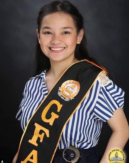 Xyriel Manabat Graduation picture