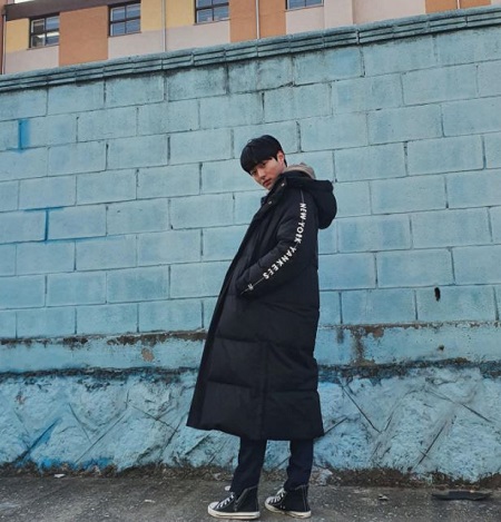Yoon Chan young Height, Weight & Physical Appearance