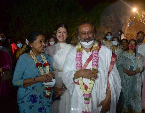 Zanai is a follower of Sri Sri Ravi Shankar
